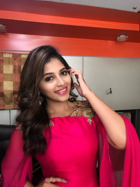 Tamil actress anjali hot pics