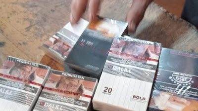 Rokok Ilegal Tanpa Pita Cukai ,Marak Diperjual Belikan di Warung-warung, Tanpa Tersentuh Hukum