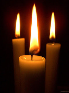 Magia di allontanamento con tre candele