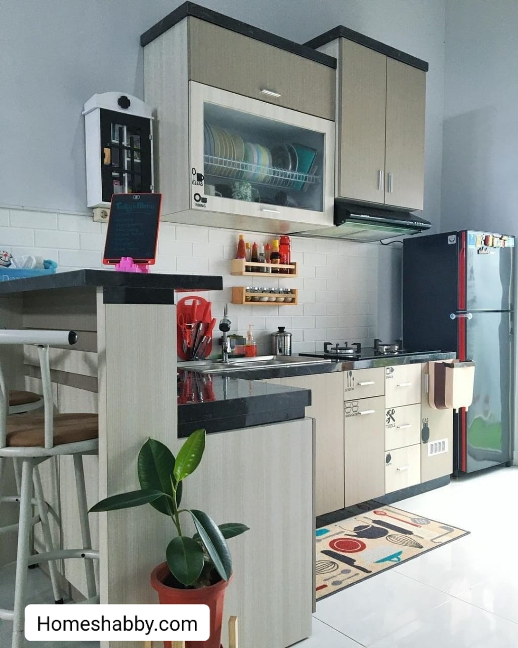 6 Model Gambar Kitchen Set Aluminium Terbaru Homeshabbycom Design Home Plans