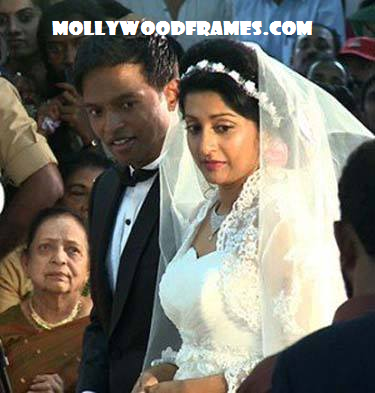 Actress Meera Jasmine Wallpapers, Hot Pictures, Meera Jasmine Movie Stills, Meera  Jasmine Wallpapers Download - Galatta.com