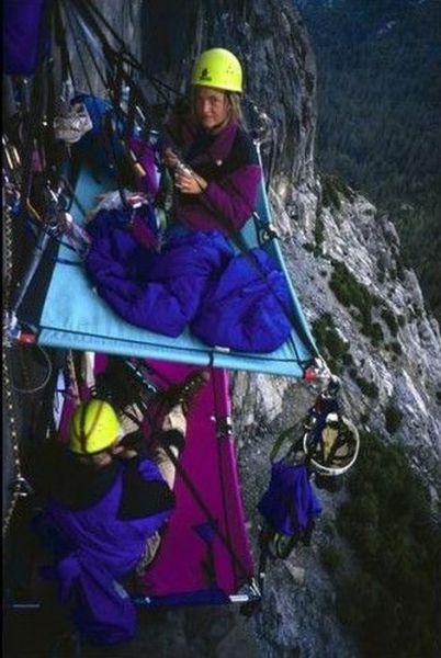 extreme hanging tents 21 Extreme Hanging Tents