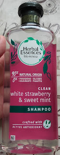 white strawberry & sweet mint