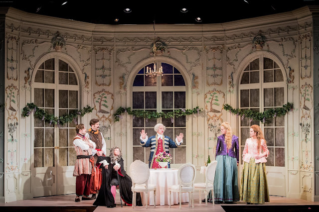 Mozart: Cosi fan tutte - Nick Pritchard, Nicholas Lester, Sarah Tynan, Peter Coleman Wright, Eleanor Dennis, Kitty Whately- Opera Holland Park (Photo Robert Workman)