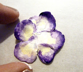 Beautiful pansy hairpin