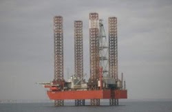 Η «Chernomorneftegaz» πρόκειται να αρχίσει την επεξεργασία ενός από τα μεγαλύτερα κοιτάσματα φυσικού αερίου στην Κριμαία – Ποβορότνι μεταδίδ...