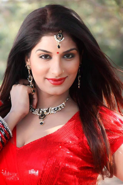 Bhojpuri Actress Poonam Dubey