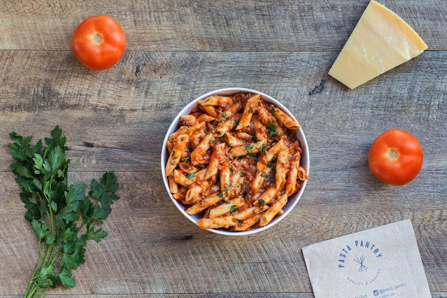 Pasta with Roasted Tomatoes and Garlic