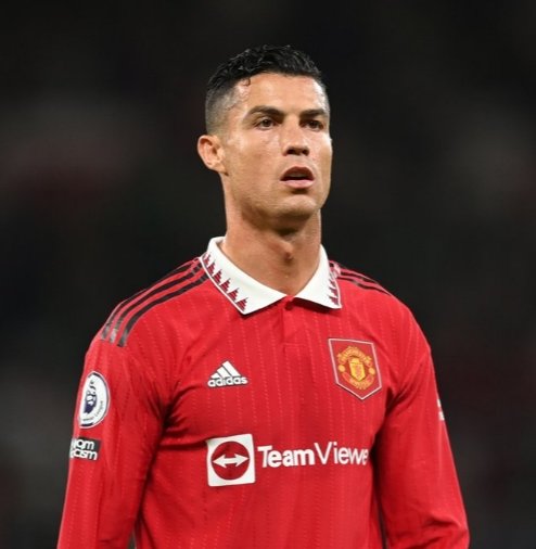 Cristiano Ronaldo goodbye to the English football club Manchester United.