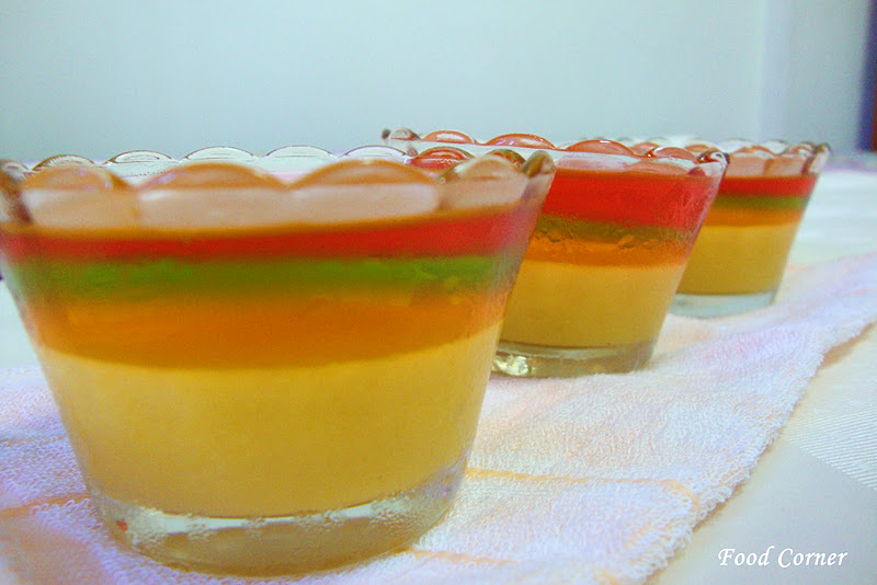 Rainbow jelly mango pudding