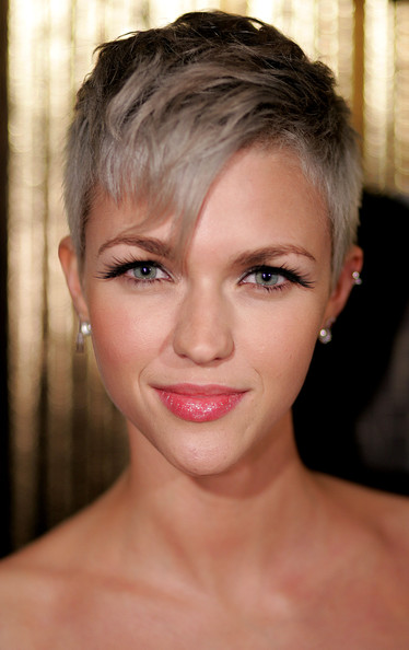 hairstyles for 2011. Short Haircuts 2011 Ideas for