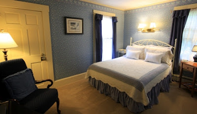 White Cedar Inn Capt Dan Room