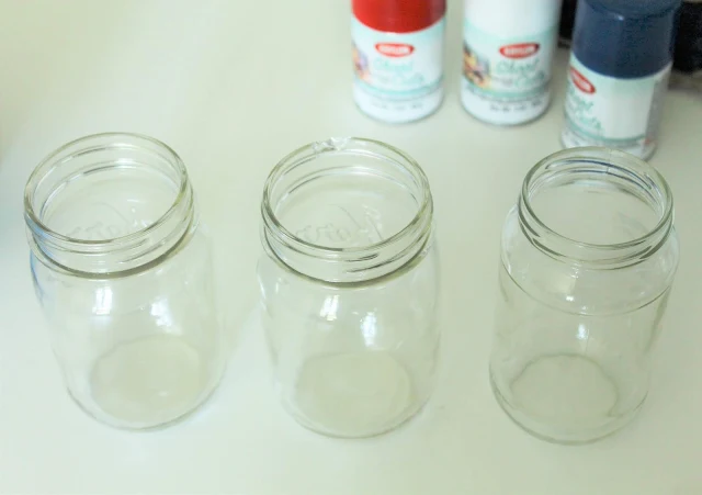 how to spray paint mason jars