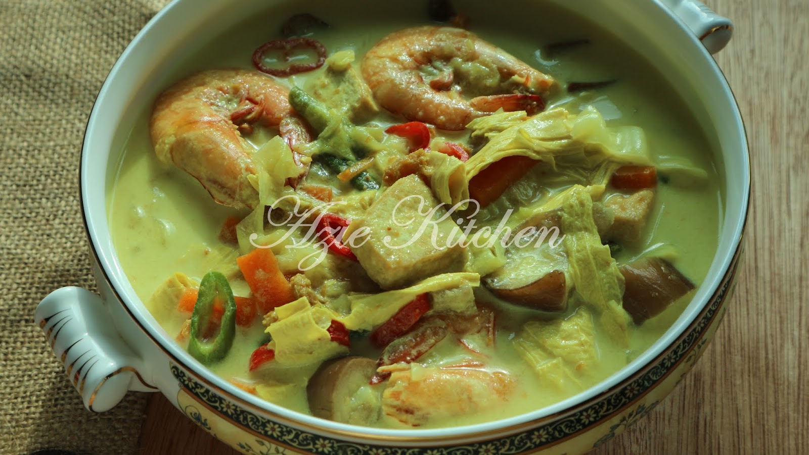 Lontong Dan Kuah Lodeh Azie Kitchen Yang Paling Sedap ...