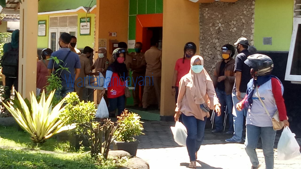 Kericuhan Sempat Terjadi Di Saat Pembagian Sayuran Gratis Yang Diadakan Dinas Pertanian dan Pangan Kabupaten Gunungkidul