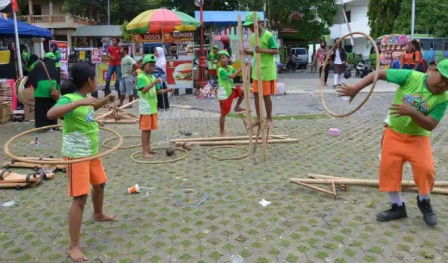 Permainan Tradisional Anak Perempuan yang Paling Asyik Dimainkan