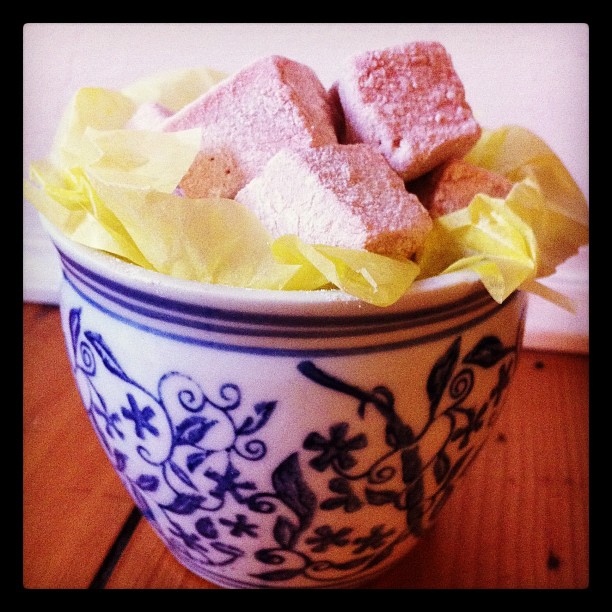 DIY: Cinnamon Mashmallows @owlprintpanda.blogspot.co.uk