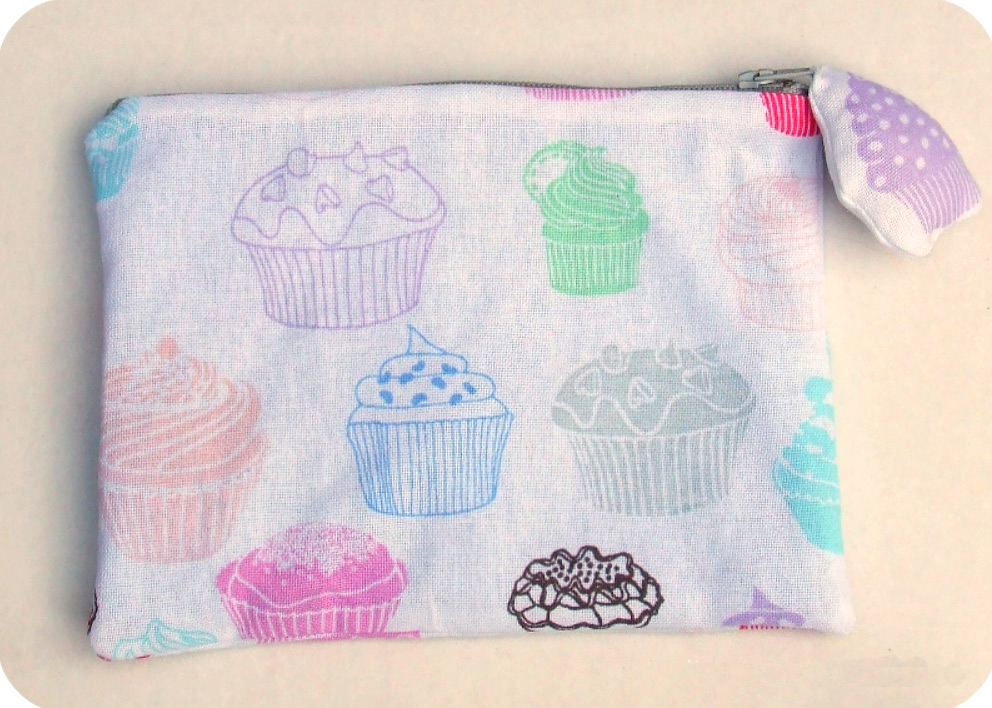 2 Sided Zipper Pouch Tutorial