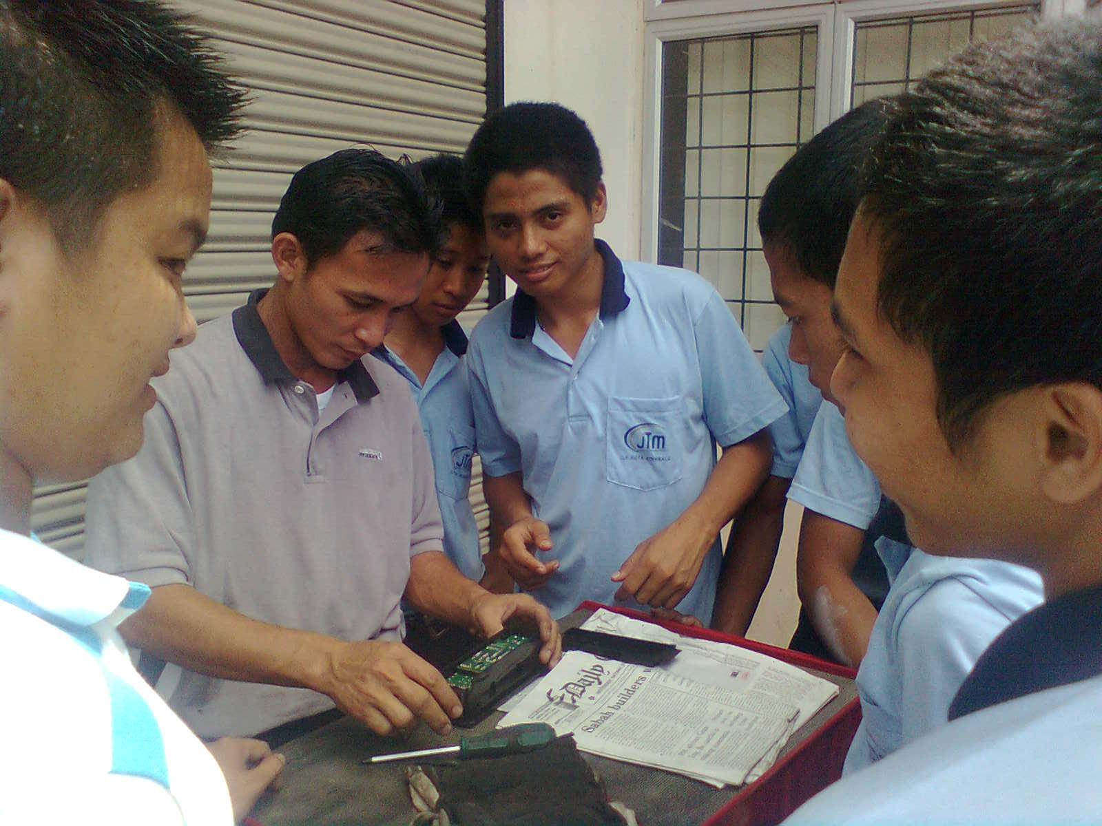 Laman Info Bengkel Automotif: Latihan Modul Periodical 