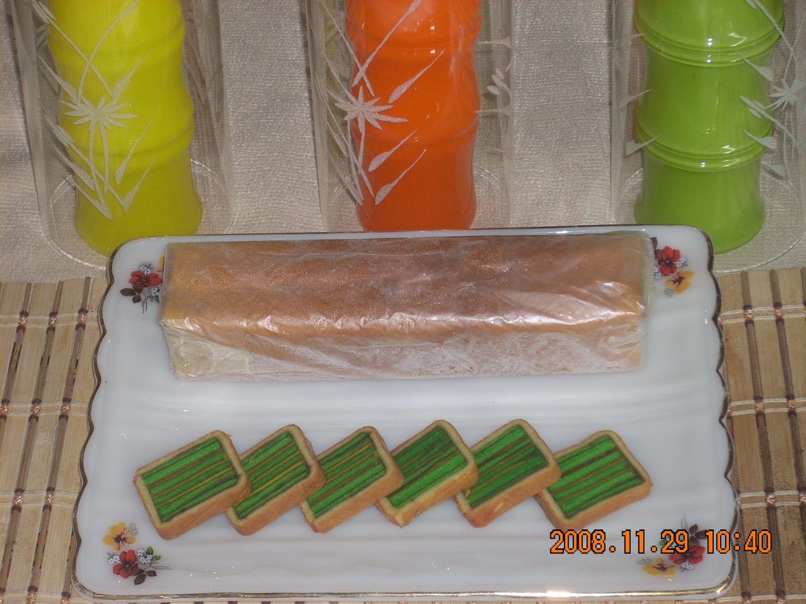 ~SITI PAYUNG KEK LAPIS SARAWAK~: Products