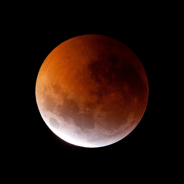 El 5 de mayo llega un eclipse de Luna penumbral profundo, uno de los