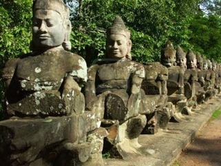 541082-cambodia-temples--angkor-wat--tourist-site