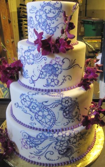 purple and white wedding cakes