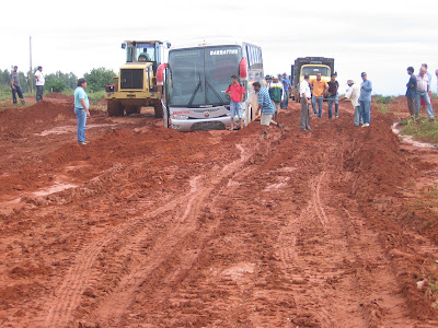 Revoltados, usuários reivindicam asfalto da antiga BR 080, entre o Xingu e o Araguaia