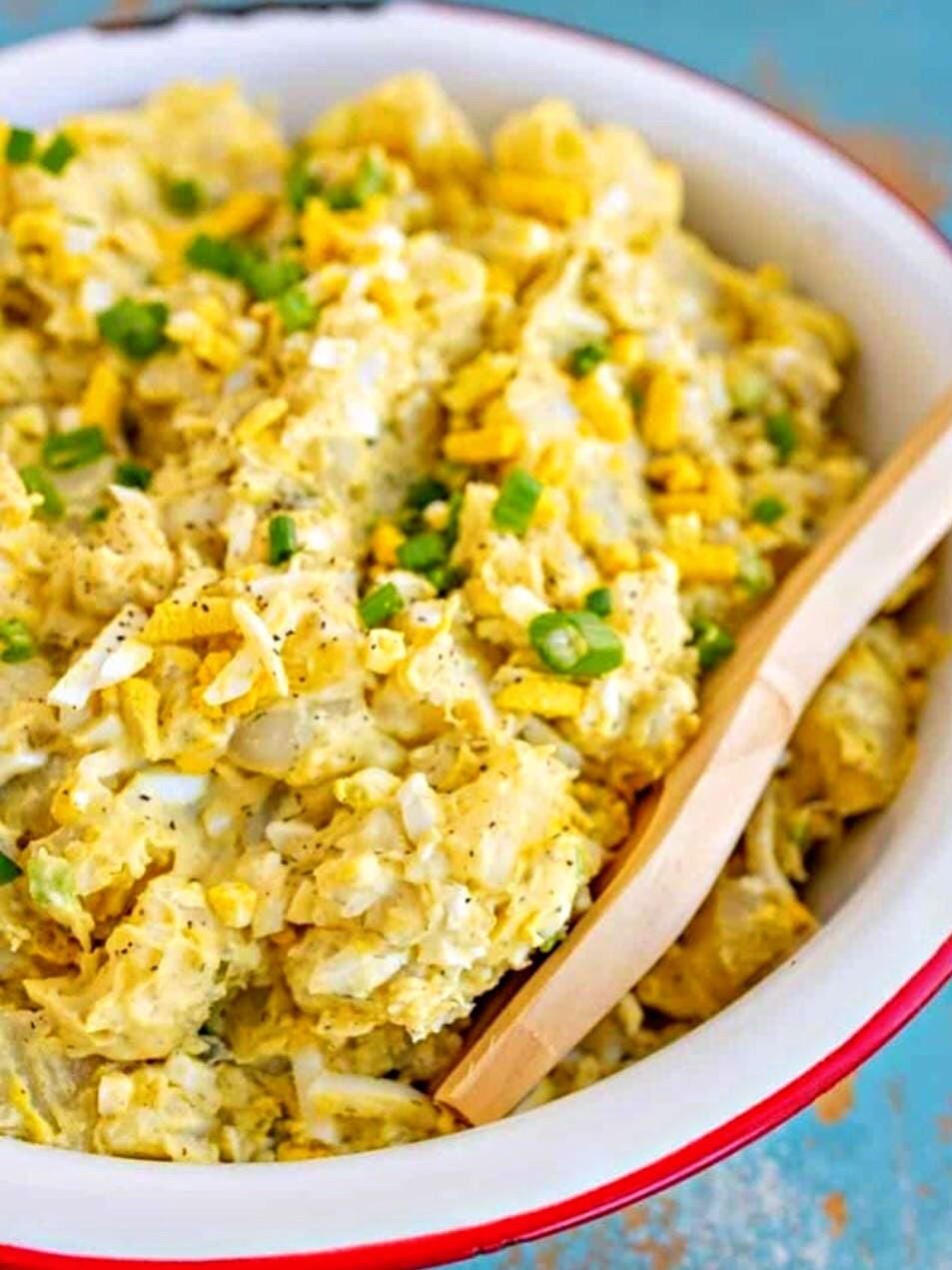 Classic Potato Salad Recipe.