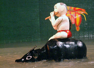 Vietnamese water puppet - the soul motherland on characters