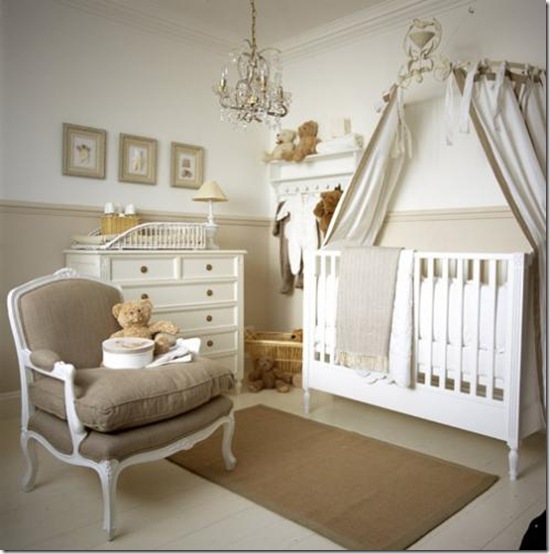 Casa de Valentina - via home Sweet Home - um quarto pequeno mais com tudo que um bebê precisa