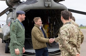 Grant Shapps meets the crew of a Chinook already in service.