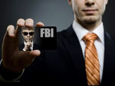 قم بتحميل هدا البرنامج وستجد FBI عند عتبة البيت