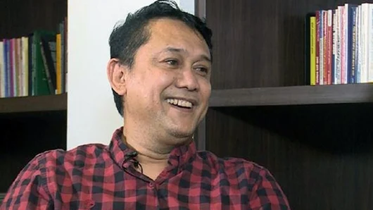 UU Ciptaker Disahkan, Denny Siregar: Terimakasih PKS, Kalian Kompas yang Sangat Akurat