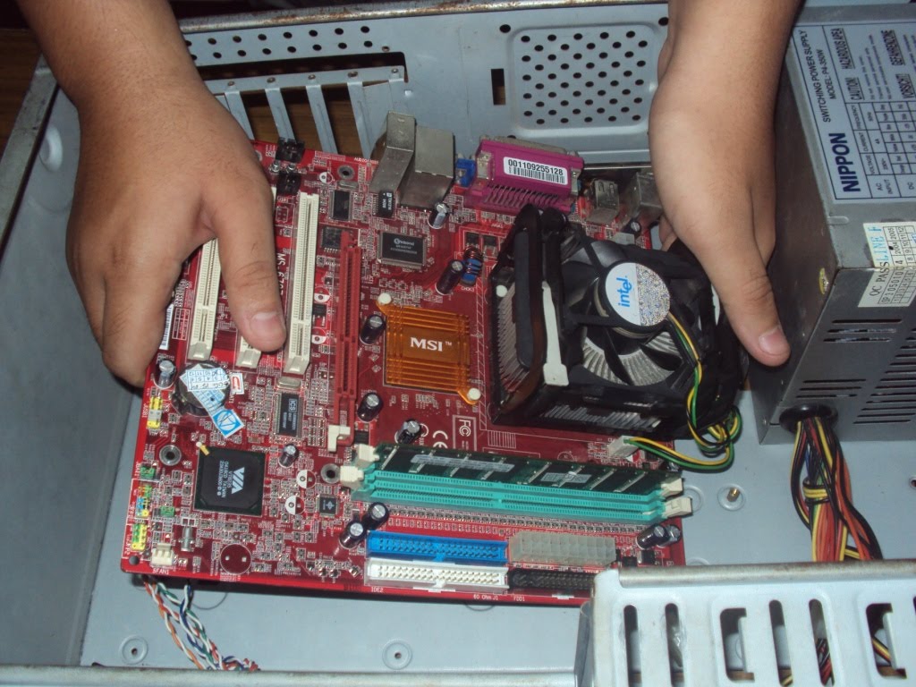 LANGKAH  LANGKAH MERAKIT CPU Ilmu Komputeer