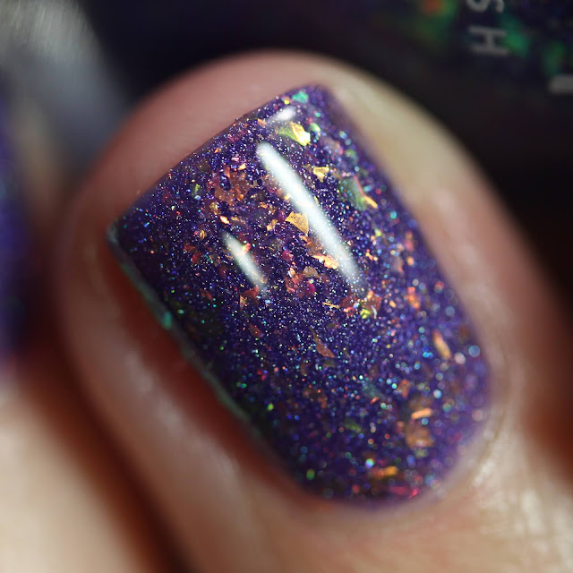 KBShimmer Could Had A Bad Witch swatch