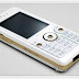 More pics of the white Sony Ericsson W660 and gold W880