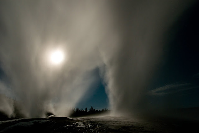 Giantess Geyser on the right