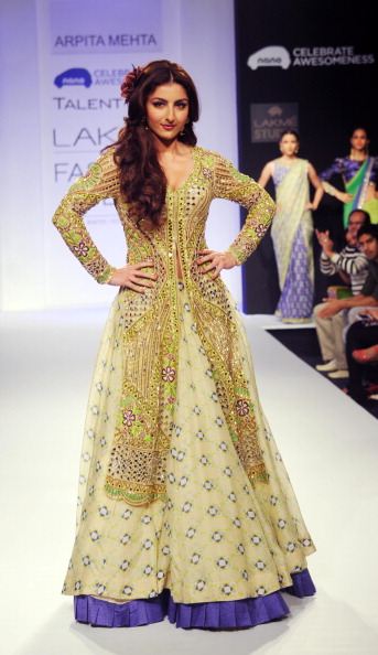Soha Ali Khan at Lakme Fashion Week 2013