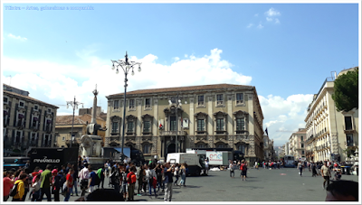 Porta Uzeda; Sicília; Barroco siciliano; villa; palazzo; piazza; chiesa; Sant'Agata; Duomo;