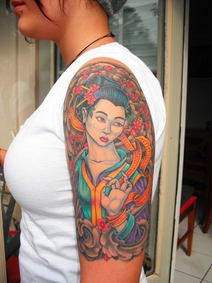 Female Shoulder Tattoo With Japanese Geisha Tattoo Design
