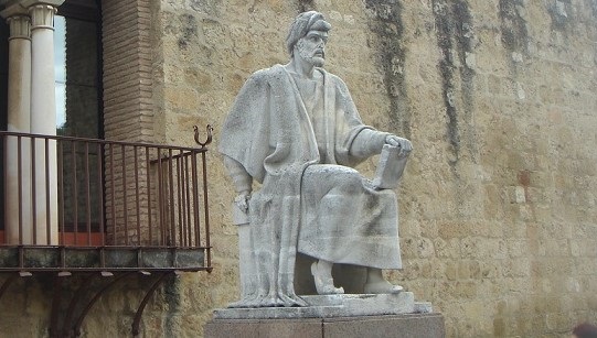 Averroes estatua escultura Córdoba