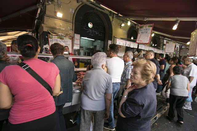 Mercato alimentare-Catania