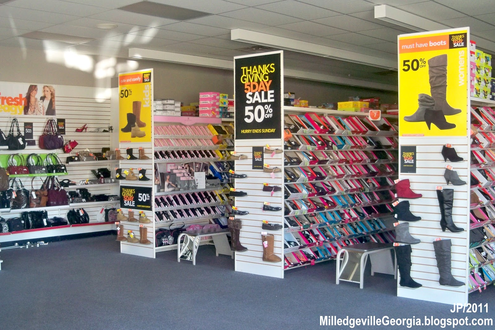 ... Payless+Shoe+Store+N.+Columbia+St.+Shoes+Boots+Purses+Retail+Store