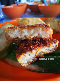 Ipoh People's Favourite Dai Shu Geok Yong Tau Foo (Big Tree Foot) 大树脚 (忠记兵如港口大树头炸料粉)