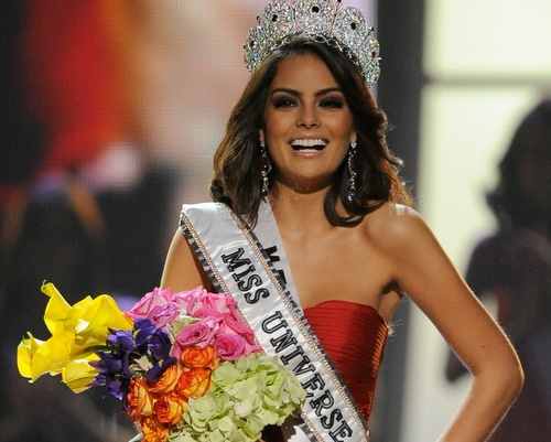 Miss Mexico Jimena Navarrete 22 was crowned Miss Universe 2010 