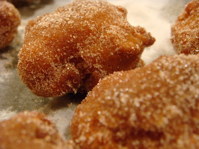 apple cider doughnuts