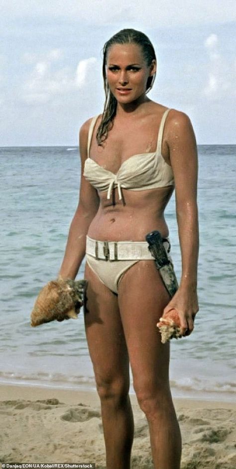 Ursula Andrews en Dr. No. (1968)