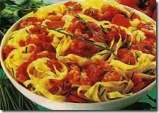 Tagliatelle con gamberetti e pomodorini