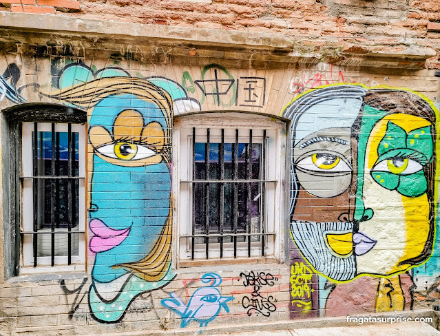 Grafites em Valparaíso no Chile